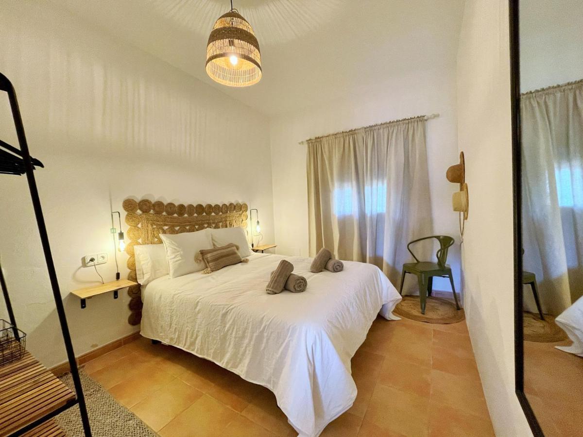 Apartamentos Carabela Playa Migjorn Exterior photo